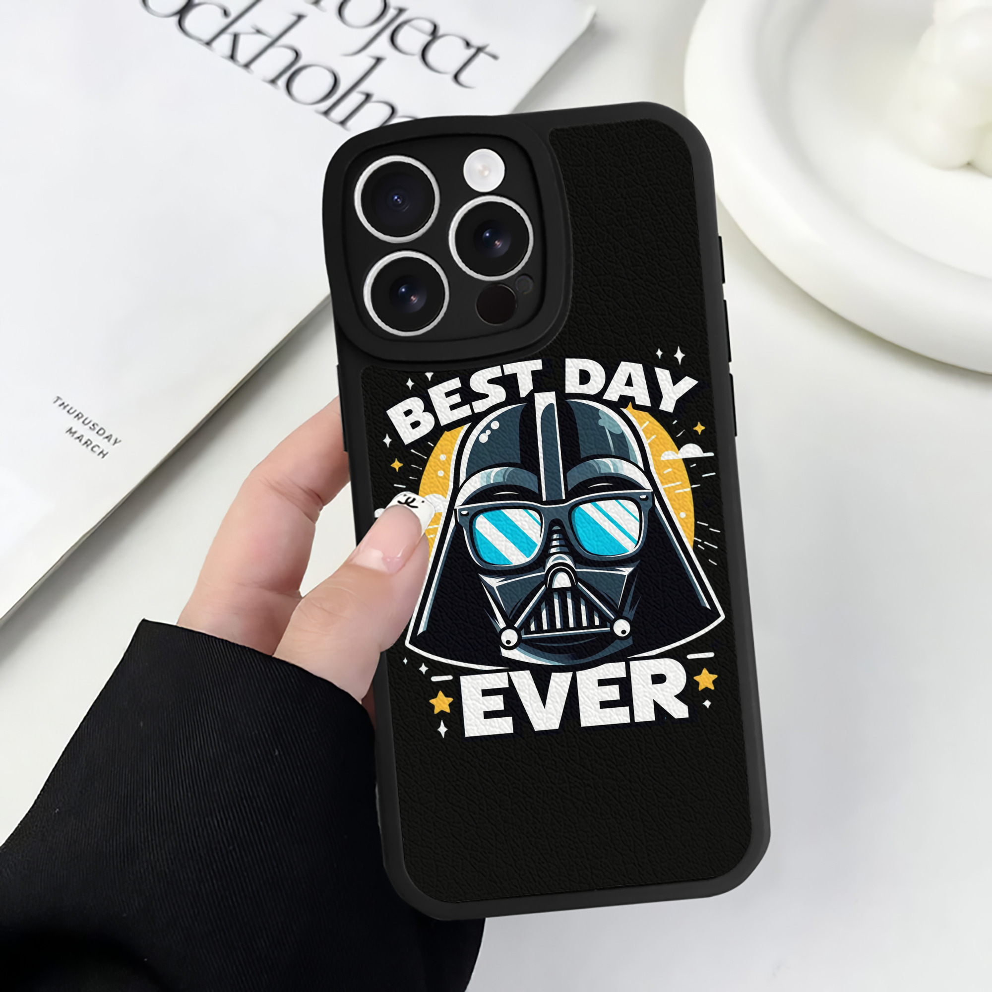 （画像用） スター・ウォーズ Star Wars 【iPhone 16シリーズ対応】シリコンスマホケース（レザー調） 材質：シリコン